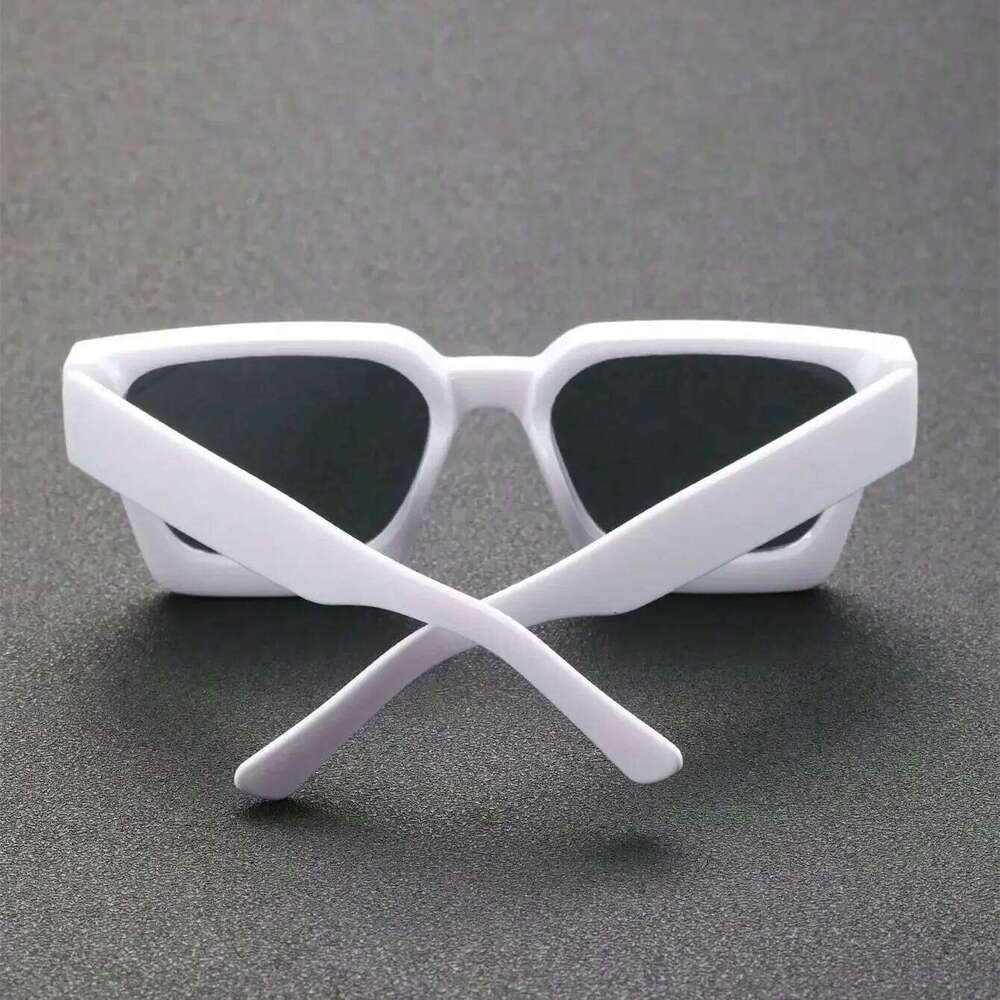 Unisex Plastic Fashion Square Frame Sunglasses For Street Photography And Beach Trips Driving Accessories H260202