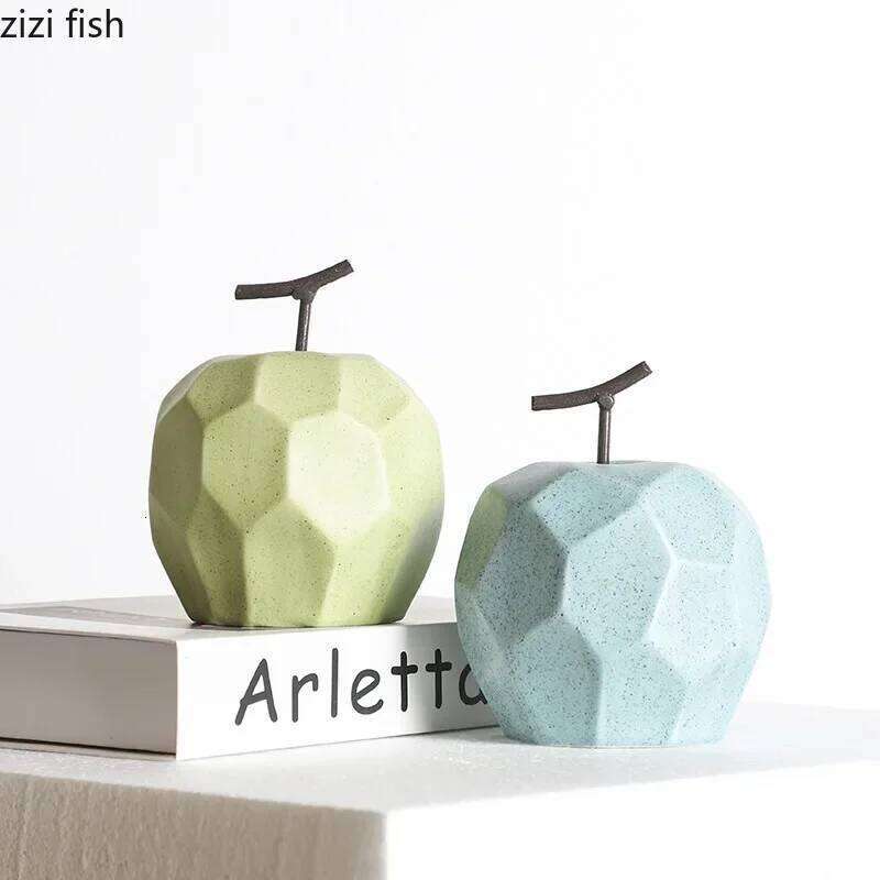 Geometric Surface Apple Pear Statue Ceramic Crafts Desk Fruit Creative Home Decoration Ornament Y260202
