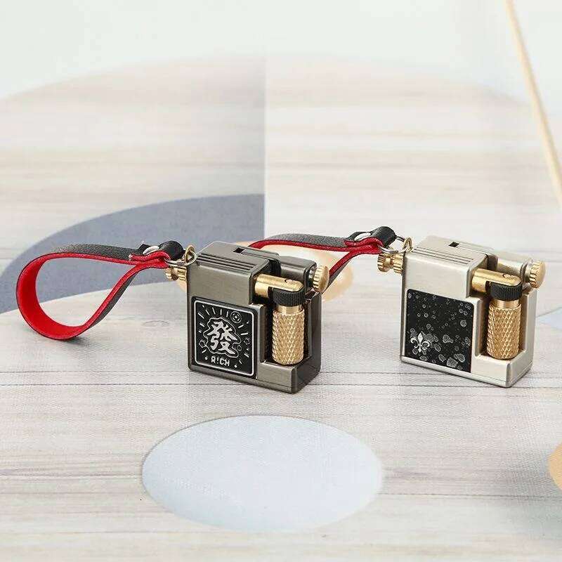 CHIEF Mini Arm Lifting Side Pulley Kerosene Lighter Outdoor Hanging Rope Portable High end Exquisite Igniter Smoking Men's Gifts W260202