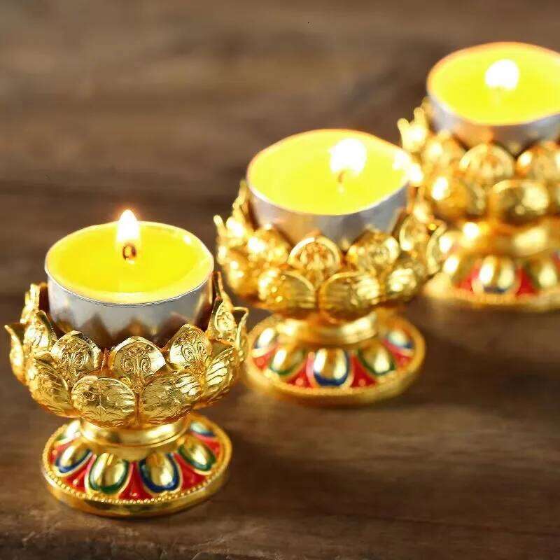 Embossed Buddhist Candle Cup Zinc Alloy Flower Golden Candlestick Tibetan Wedding Lamp Holde Dinner Home Table Decoration Y260131