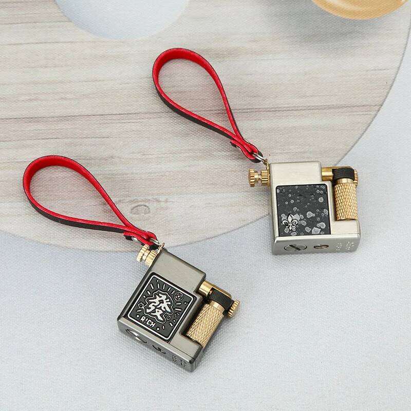 2025 Pure Copper Square Vintage Lighter, Antique Side-Sliding Flint Wheel Kerosene Lighter for Men's Retro Collectible W260202