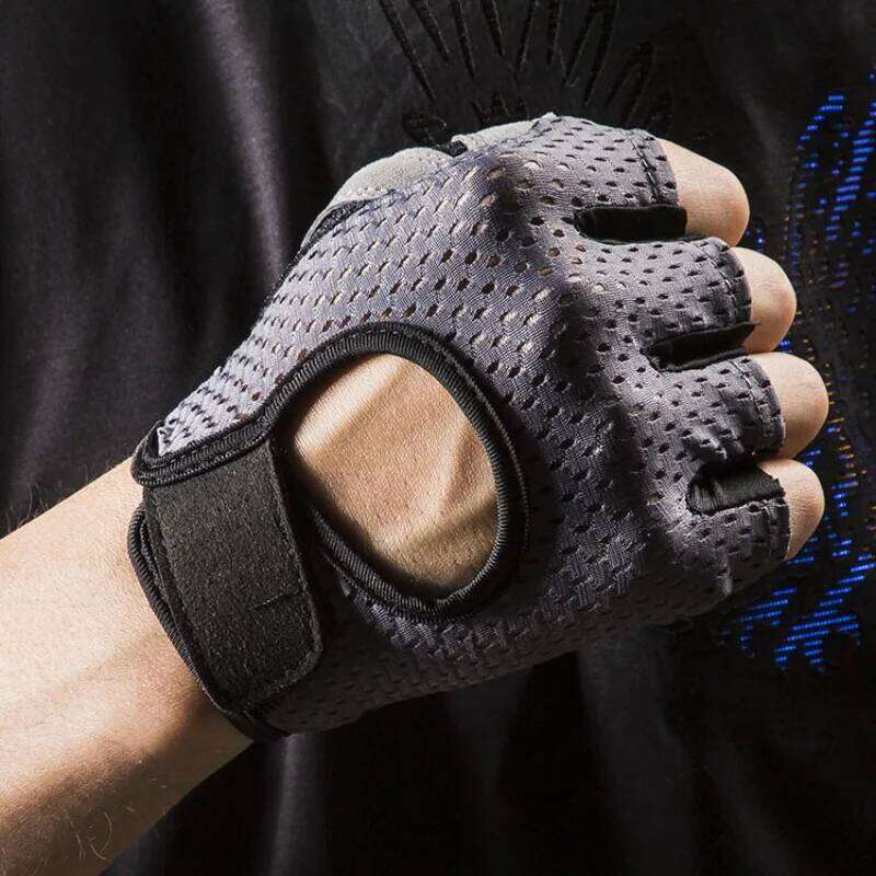 Fitness Half Finger Sports Gloves Men's and Women's Gym Dumbbell Exercise Cycling Hollow Butterfly Mesh Breathable Thin XJ260202