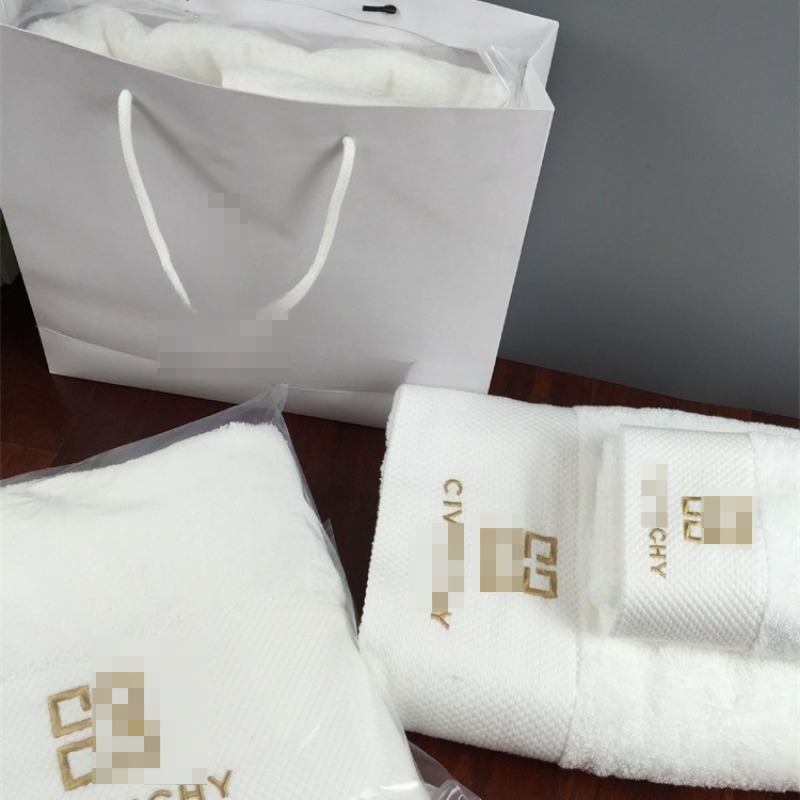 Luxurious Cotton Bath Towel Sets for Hotels Premium White Packaged Collection