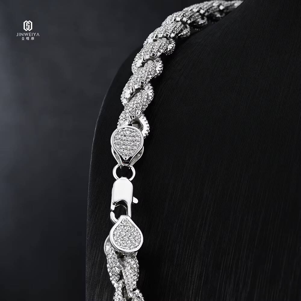 Cuban link chain with VVS moissanite 925 silver; Hip hop ice-locked necklace 925 silver; New year gift