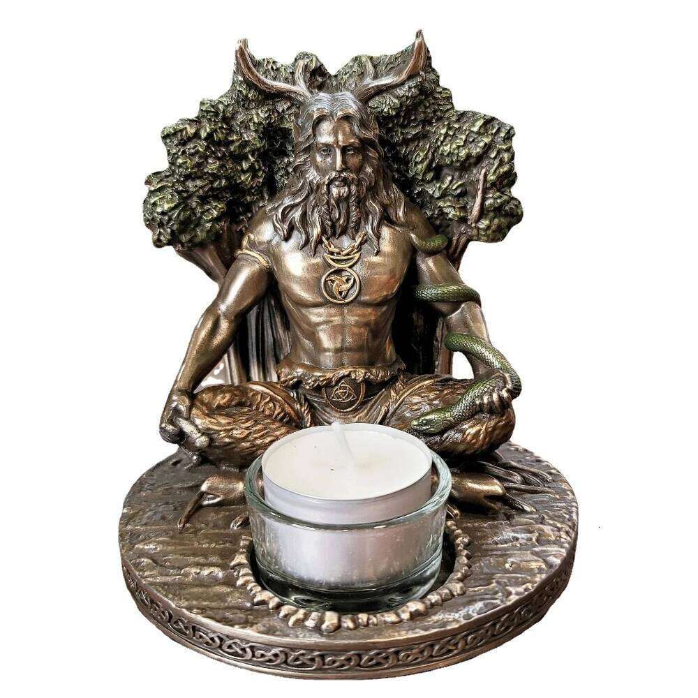 Norse Celtic Mythology Senunos Statues Creative Vintage Candle Holder Ornaments European Candlestick Storage Figurines Y260131