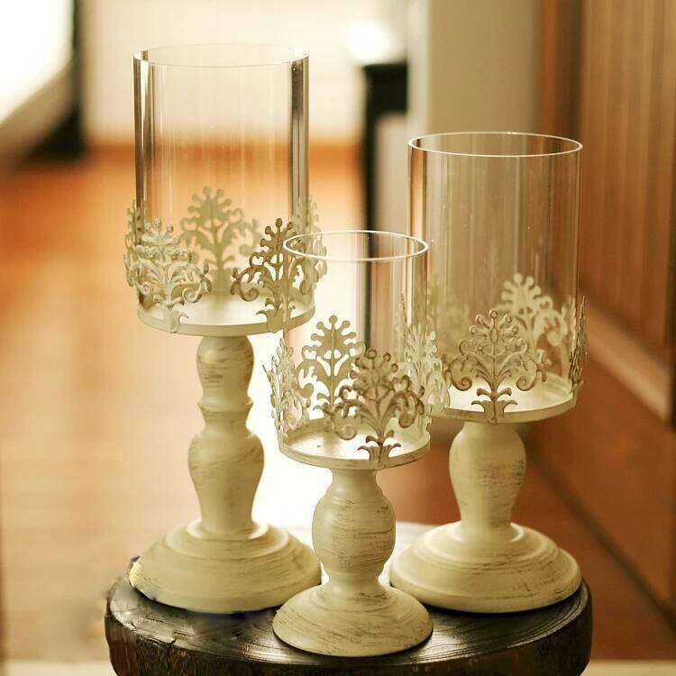 Vintage Metal Pillar Candle Holder Antique Hurricane Candlestick with Glass Screen Cover Accent Display for Home Wedding Y260131