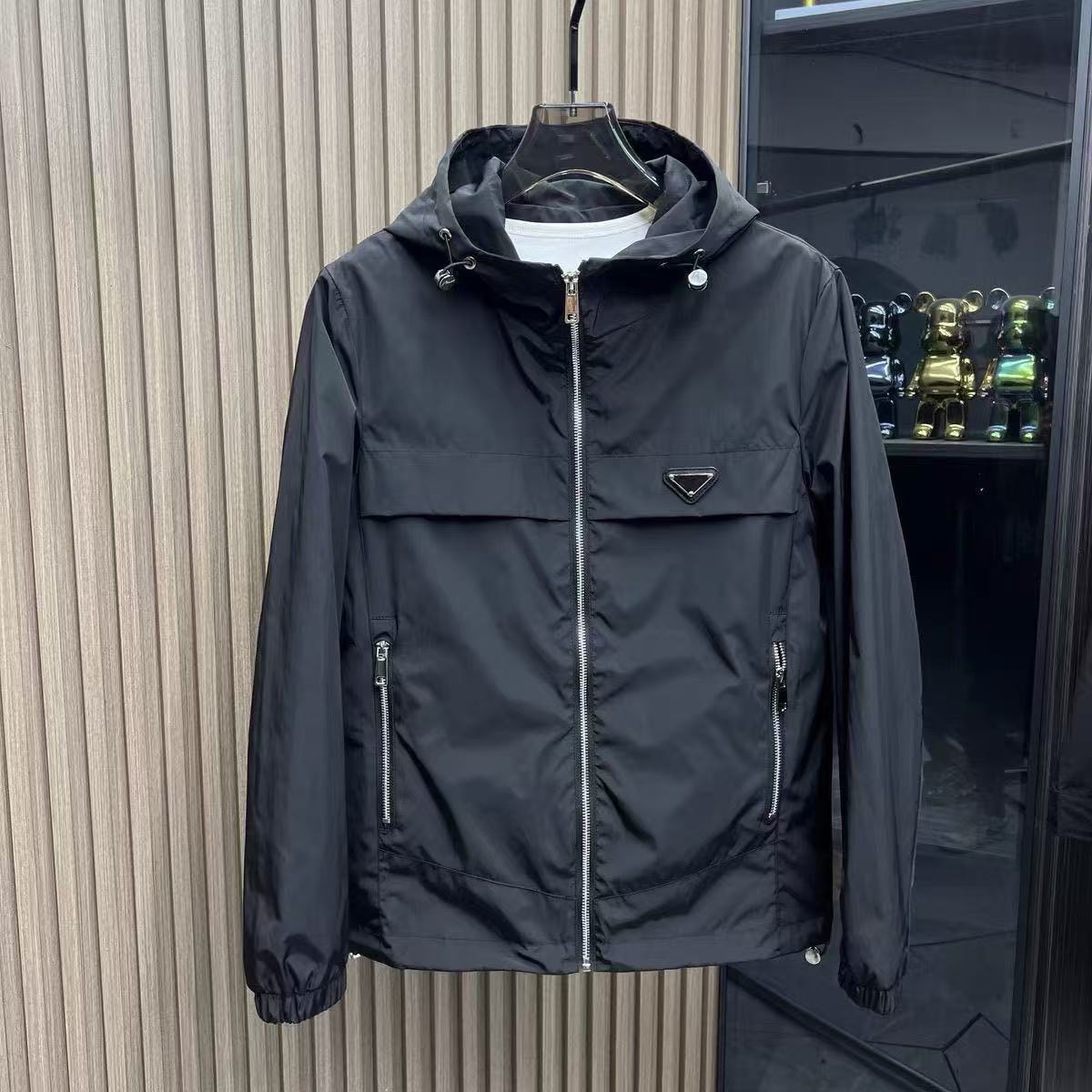 2026 New Spring and autumn solid color simple jacket men's high-end casual windproof hooded jacket