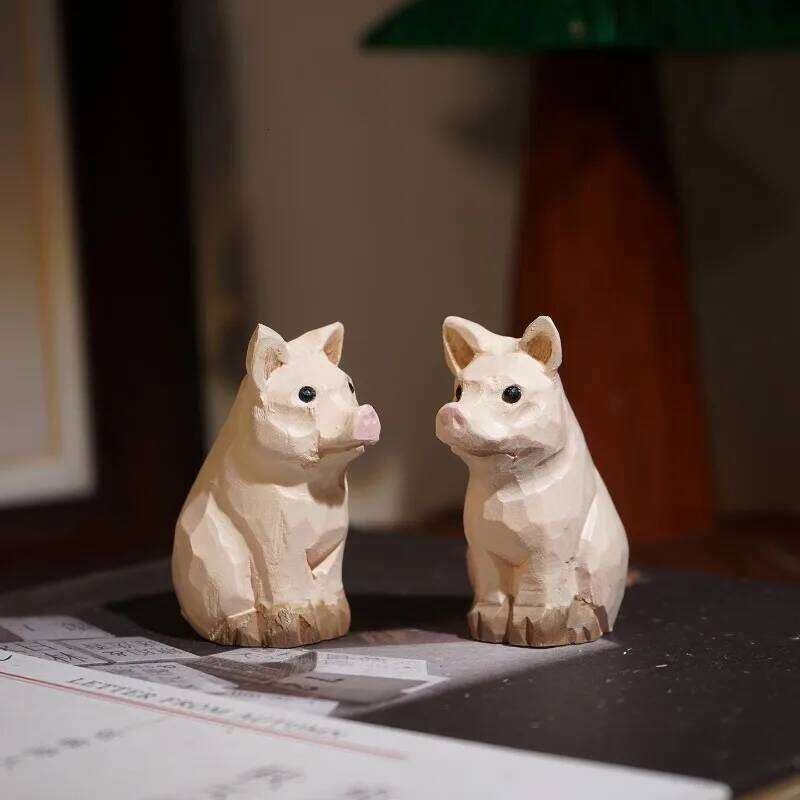 1 PC Seated Pig Hand Carved Wood Sculpture Swine Character Office Study Desk Decor Playful Animal Figurines Wooden Home Ornament Y260202