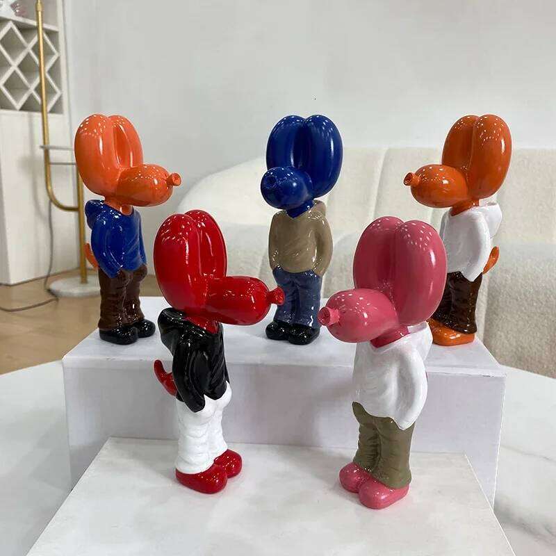 Resin Pocket Balloon Dog Doll Street Trend Art Statue Home Office Desktop Indoor Wine TV Cabinet Decoration Y260202