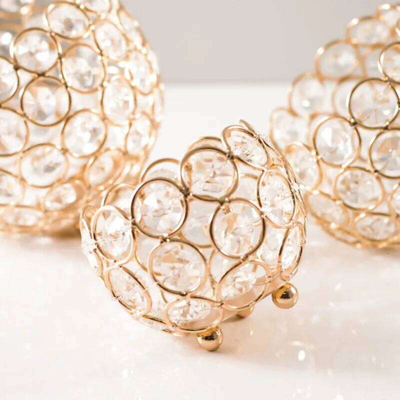 Wedding Props Crystal Balls Romantic and Creative Desktop Decorations Retro Hollowed Out Holders Iron Candle Cups Y260131