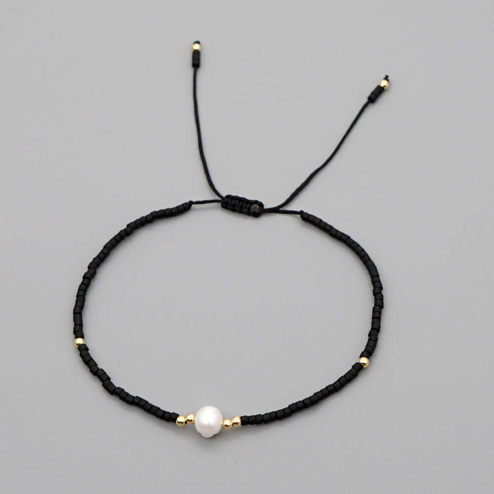 Bohemian-style natural pearl beaded bracelet, handcrafted, adjustable, and available for wholesale