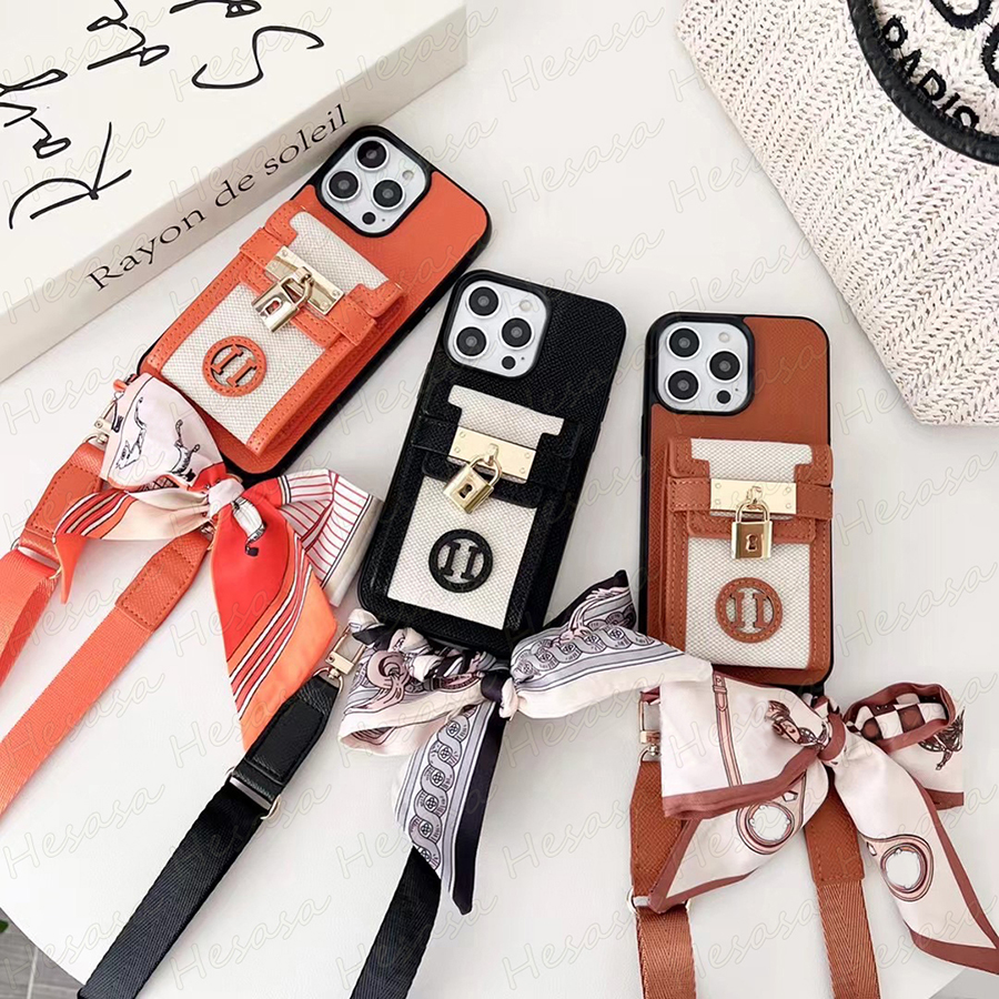 Luxury Carriage Designer Phone Case for Apple iPhone 17 16 15 14 13 12 Pro Max Leather Protection Card Pocket Portable Shoulder Strap Scraf Cover 16pro iPhone15