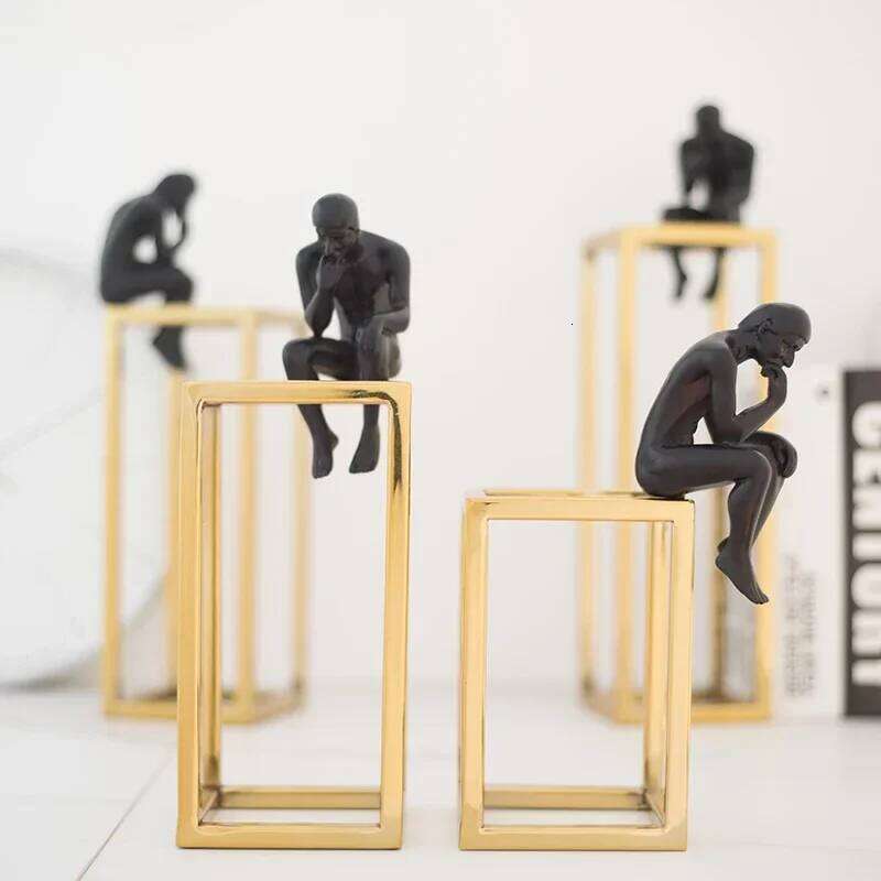 Creative Metal Contemplative Character Statues, Desktop Ornaments, Living Room Foyer, Wine Cabinet Decorative Crafts Y260202