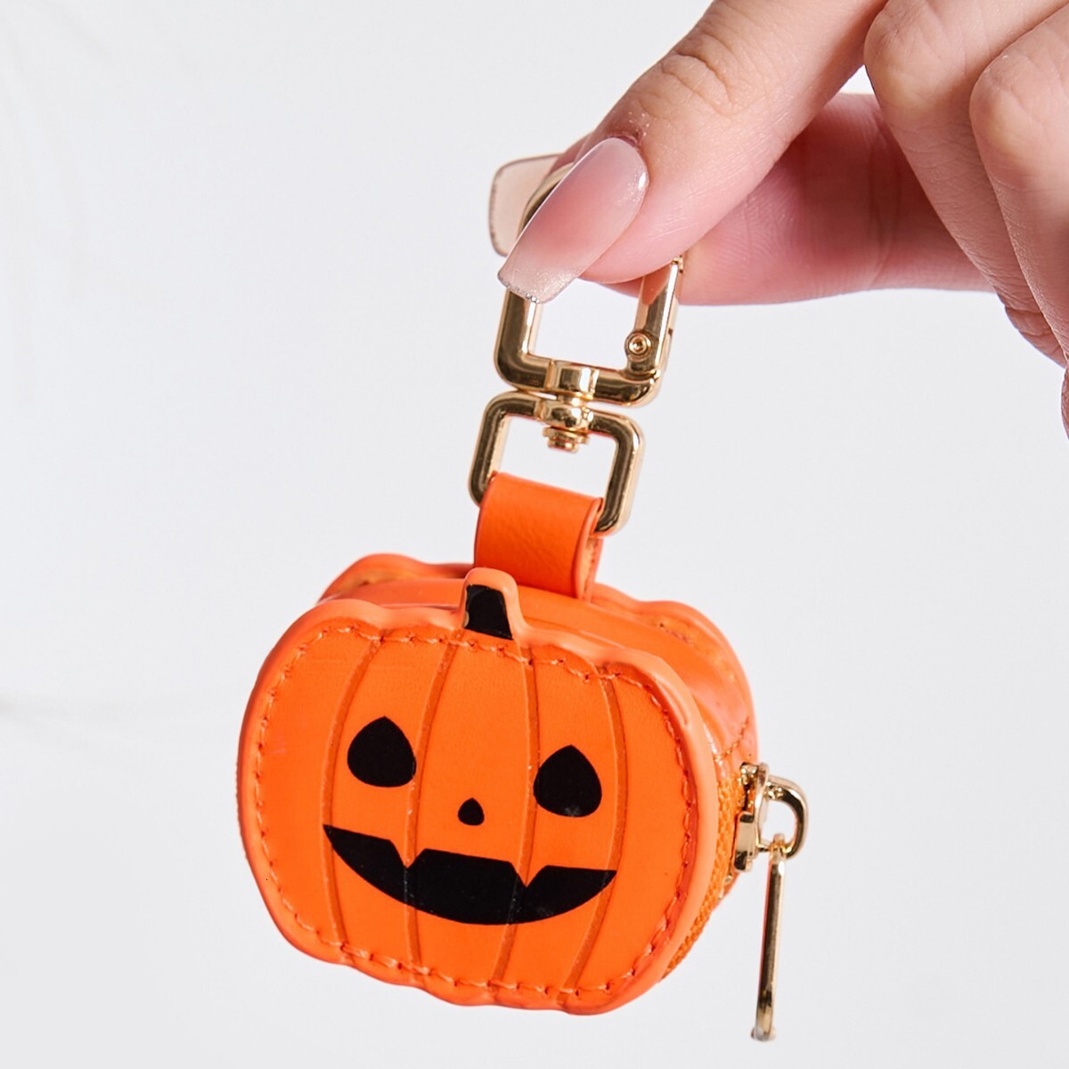 Bag Charm Key Chain Purse Accessory 3D Pumpkin Pendant Keychain Fashion Exquisite Mini Bag Charm Personalized Creative Halloween Gift