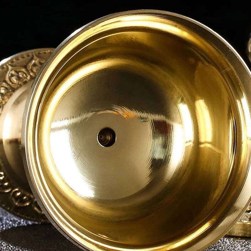 Brass Candle Cup Collection Romantic Flower Golden Candlestick Buddhist Tibetan Lamp Holder Wedding Dinner Home Table Decoration Y260131