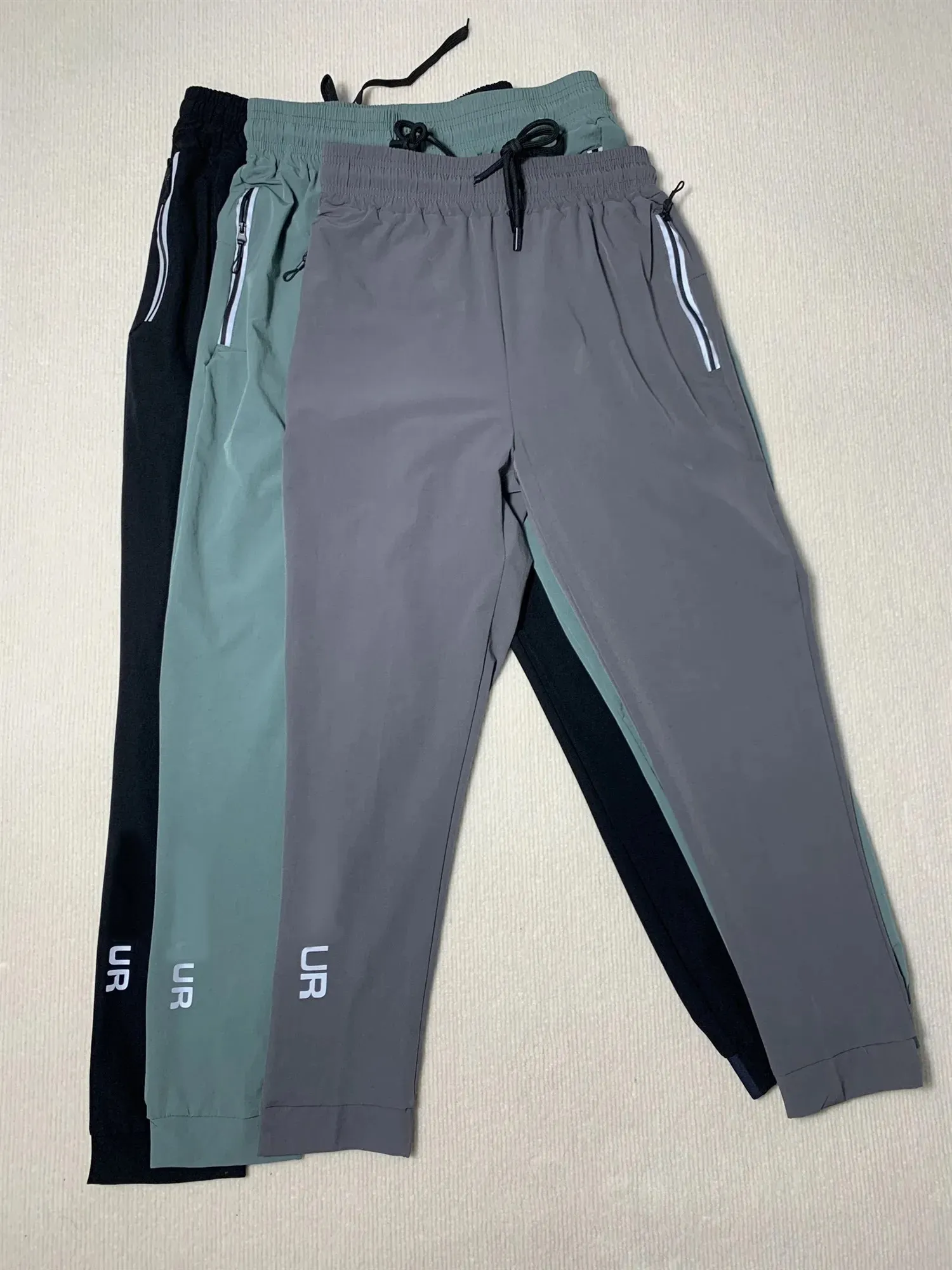 Fashion Summer Brand Designer men's Quick drying training casual sportswear fitness running breathable small foot joggers Long pants tracksuit b160