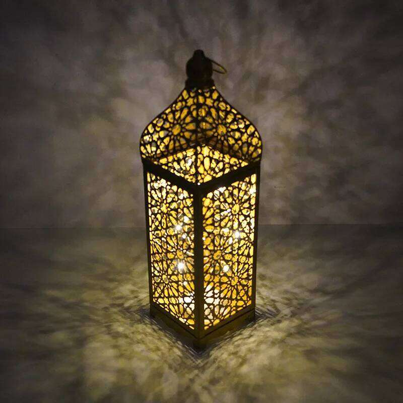 Metal Retro Moroccan Lantern Candelabra, Iron Candle Holder, Hurricane Lamp Candelabra Home Decor Accessories No Battery Y260131