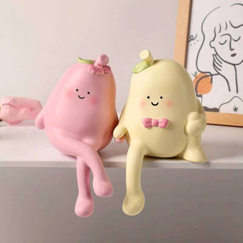 New Cute Hug Pear Creative Hanging Foot Doll Ornament Y260202