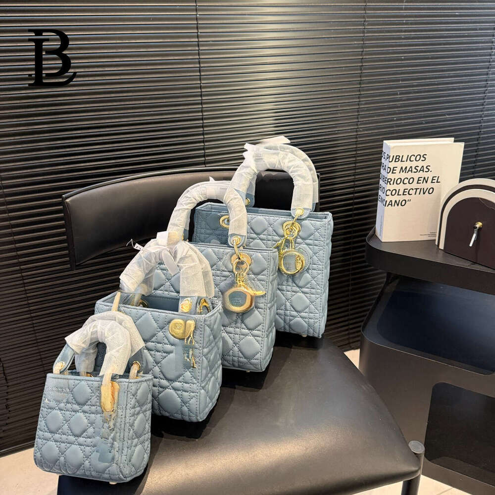 Designer Shoulder Bag Crossbody Purse Ladies Fashion Mini High Quality Leather Zipper Armpit New Bagqq Sac Luxe Bolsos de Marca