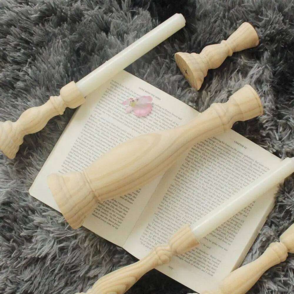 Wooden Candle Holder For Wedding Decorations Retro Wood Classic Candlestick andle Stand Party Living Room Home Decoration Y260131