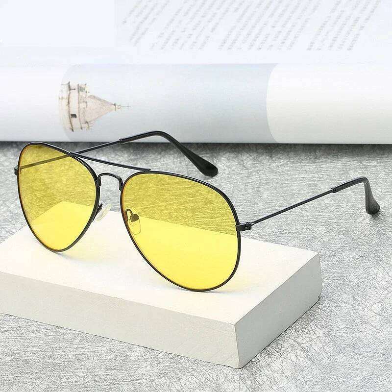 Pilot Yellow Sunglasses Women Day Night Vision Classic Brand Designer Male Sun for Driving Clear Lens Glasses H260202