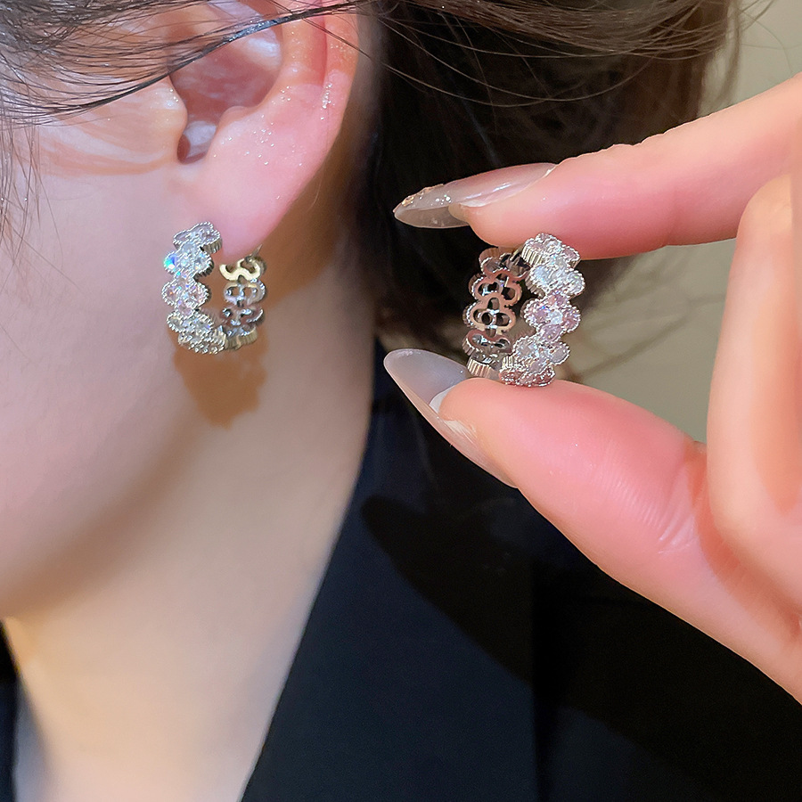 Silver Needle Zircon Flower Star C-shaped Casual Fashion Simple Elegant Versatile Earrings Light Luxury Niche Ear Jewelry - view 5