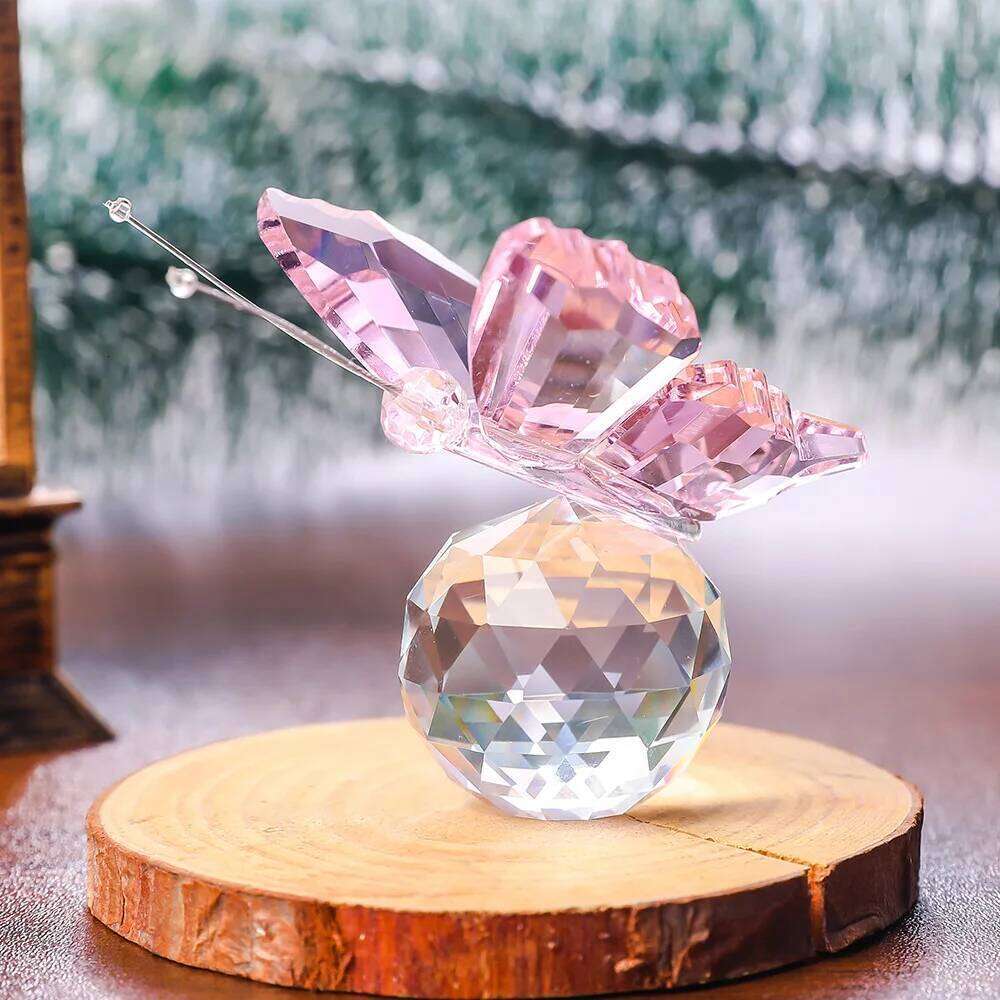 Cut Butterfly Ornament Decoration for Office Home Bedroom Crystal Ball Figurine Desk Table Window Ornaments Gifts Y260202