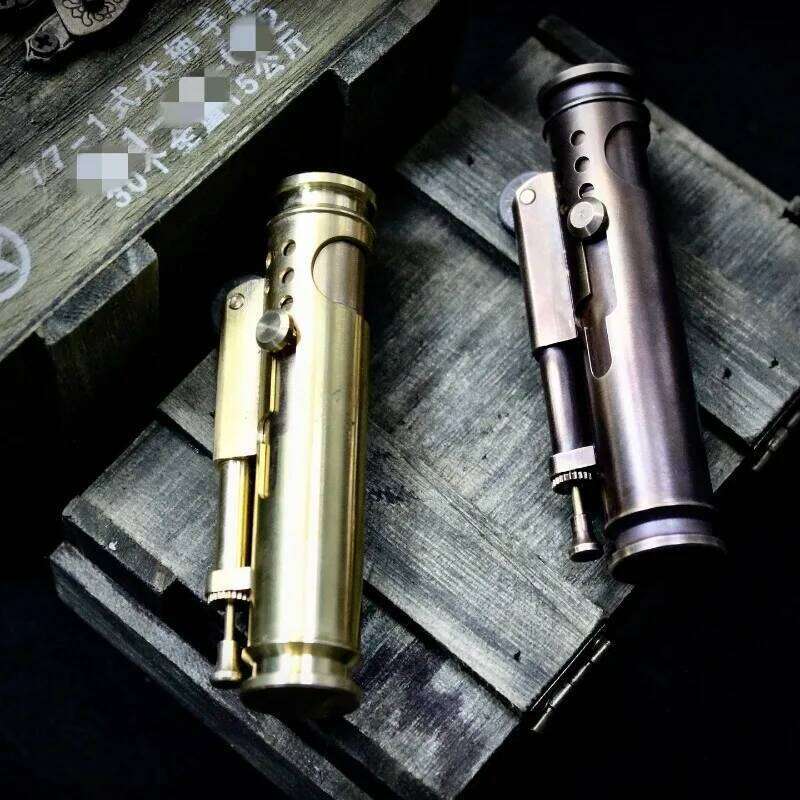 2025 Unusual Alien Trench Handmade Pure Copper Kerosine Lighter AK Vintage Portable Windproof Collection Lighters Smoking Gadget W260202