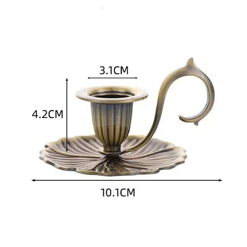 European Style Candlestick Valentines Day Handheld Candle Holders Retro Single Head Candlelight Stand Taper Holder Wholesale Y260131