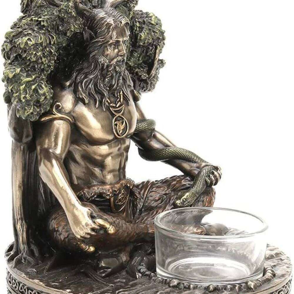 Norse Celtic Mythology Senunos Statues Creative Vintage Candle Holder Ornaments European Candlestick Storage Figurines Y260131