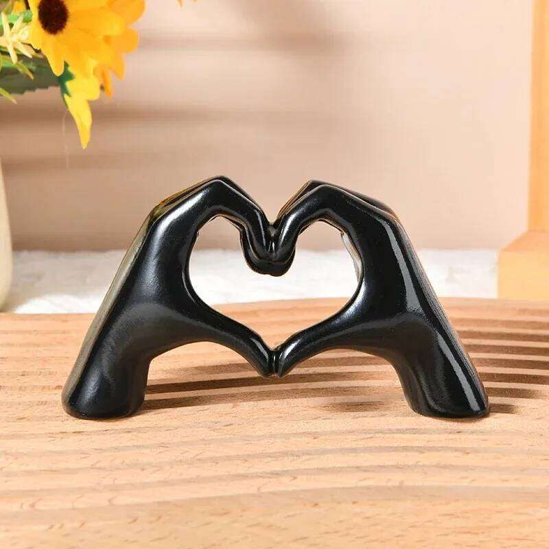 Gold Heart Statue Living Room Bedroom Decoration, Love Finger Modern Hand Gesture Sculpture Home Shelf Desktop Y260202
