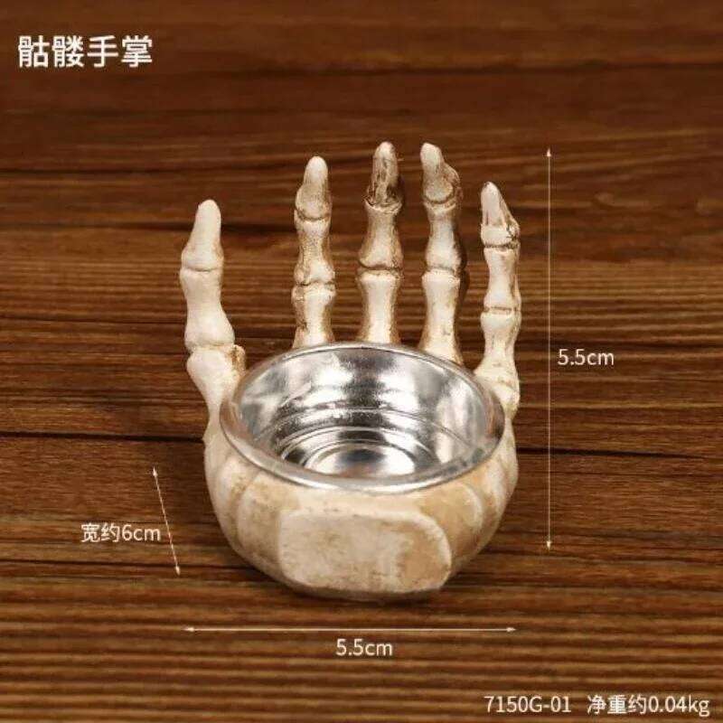 Home Candlestick Ornaments Resin Skull Halloween Decoration Gifts Holders Decor Candle Holder Y260131