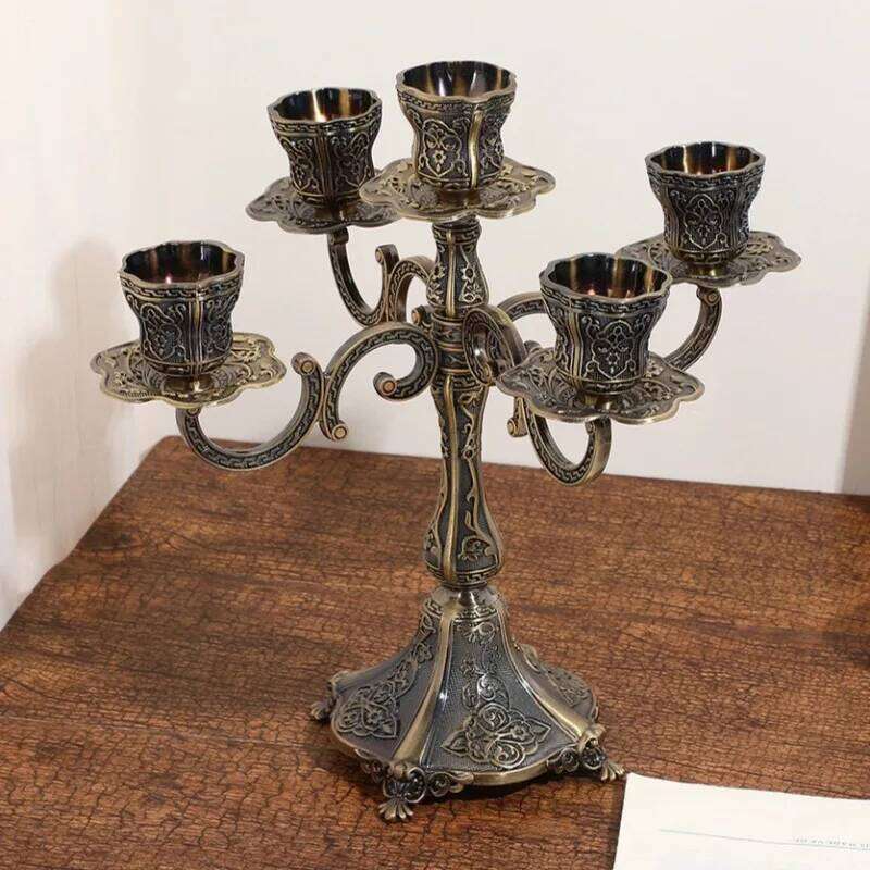 Metal Vintage Candle Holder Nordic Elegant Candles Holders Decorative Candlestick Aesthetic Luxury Candlesticks Table Decoration Y260131