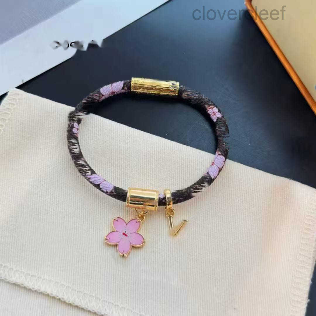 Lvs Lousi Bracelets lvness Bracelet Designer Lvs Lousi Lujia Sakura Old Flower Leather Bracelet Snap Button Personalized Couple Bracelet{ RandomText}