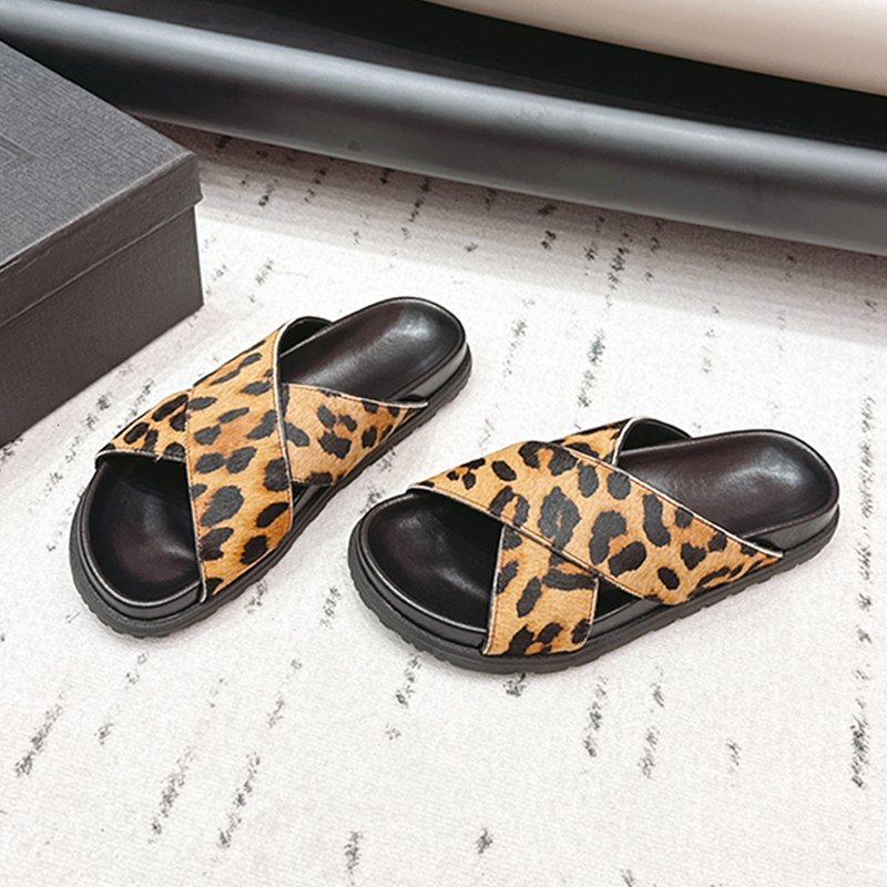 Fashion Cross Sandal New Designer Slides Women Leopard Sandals Beach Slider Suede Animal Print Buckle Flat Slippers 1038
