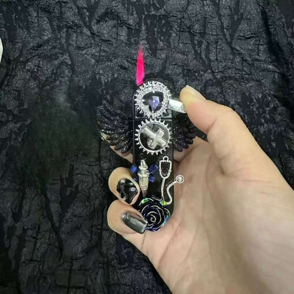 Windproof Angel Wings Cute Outdoor Jet Flame Lighter Cigarette Accessories Fashionable Girl with Gift Box W260202