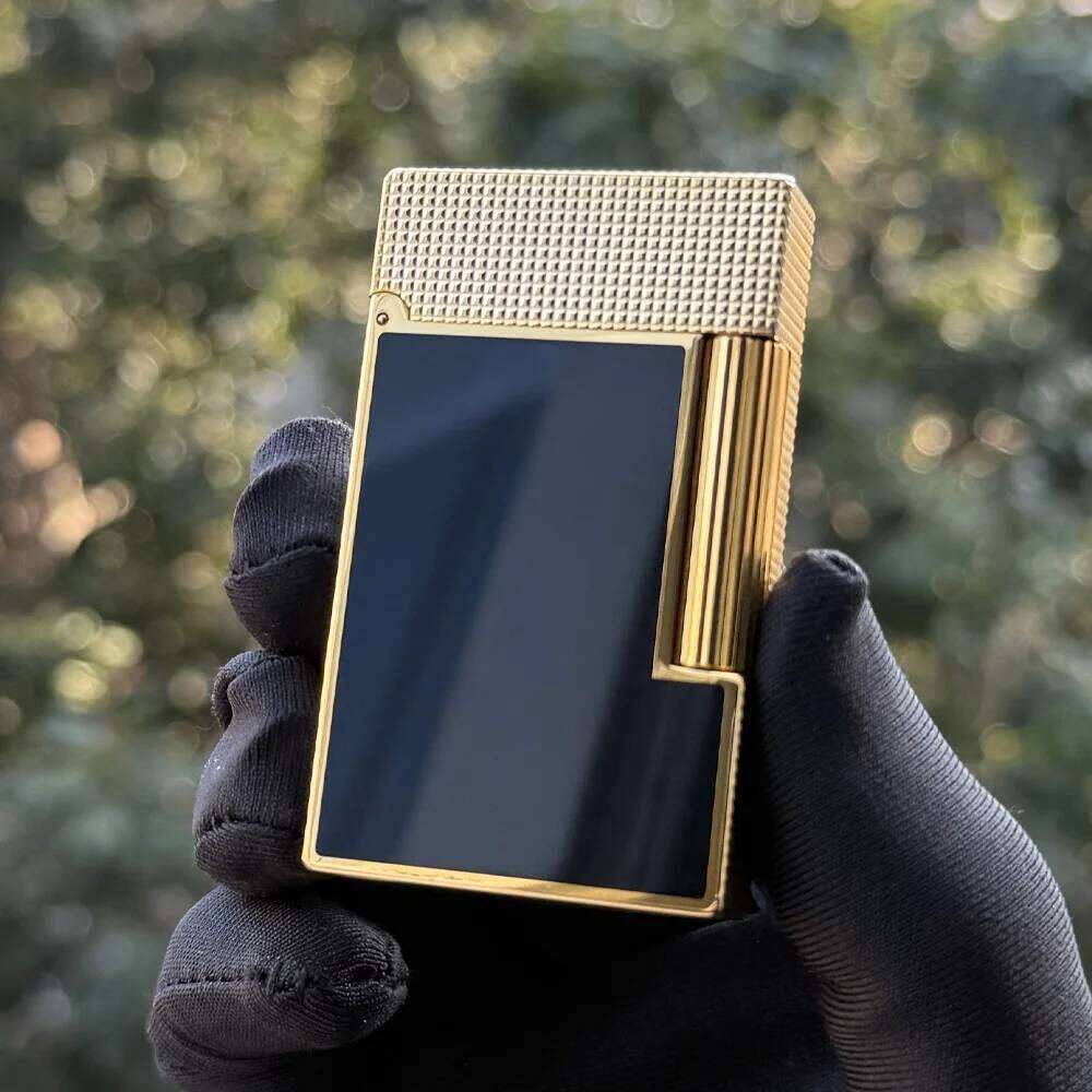 Lacquered surface lighter Refillable Gas Metal Diamond Pattern Soft Single/Double Flame Clear W260202