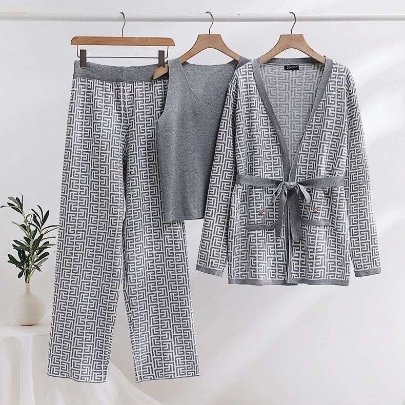European Fashion Women's Vintage Floral Pattern Jacquard Cardigan Jacket Vest + Straight-Leg Knitted Three-Piece Set
