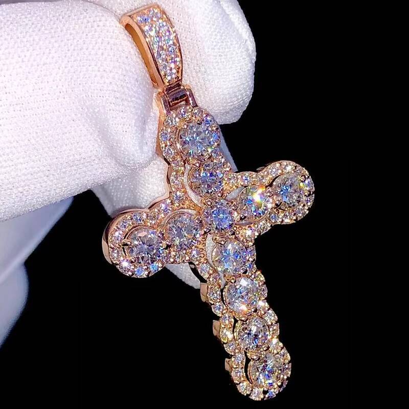 Pass Diamond Test Cross Pendant Moissanite Hip Hop Jewelry Iced Out 925 Silver Custom Moissanite Pendant