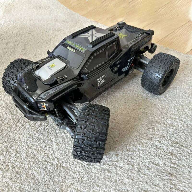 Universal Terminator 1:10 RC Car Remote Control Electric Brushless 4WD Off-Road Vehicle V2 Version Toy for Ages 14+ Y260131