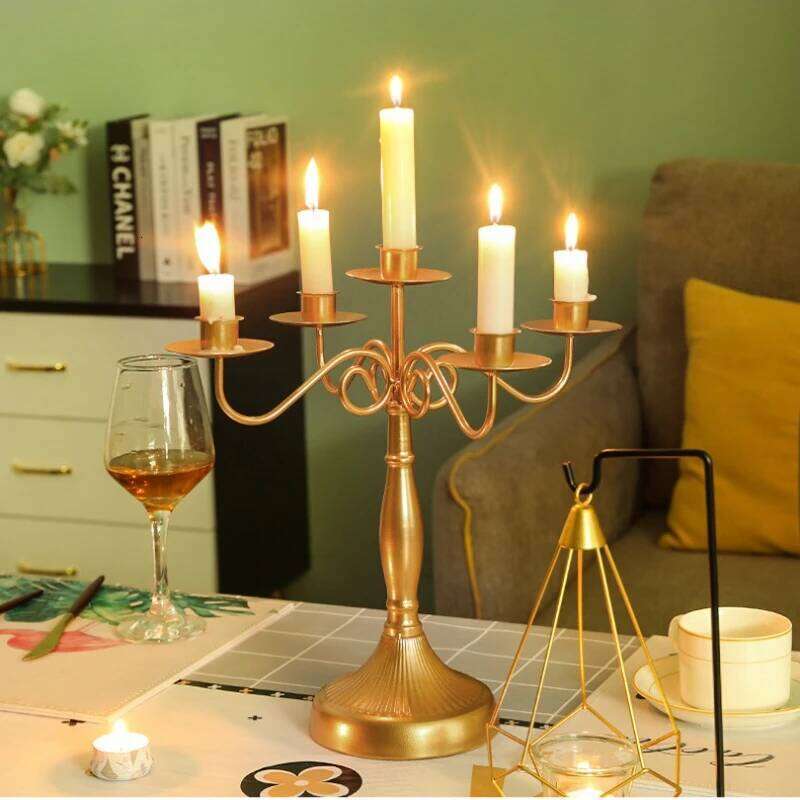 European Retro Wrought Iron Candlestick Decoration Suitable for Romantic Candlelight Dinner Shooting Decorative Props Y260131