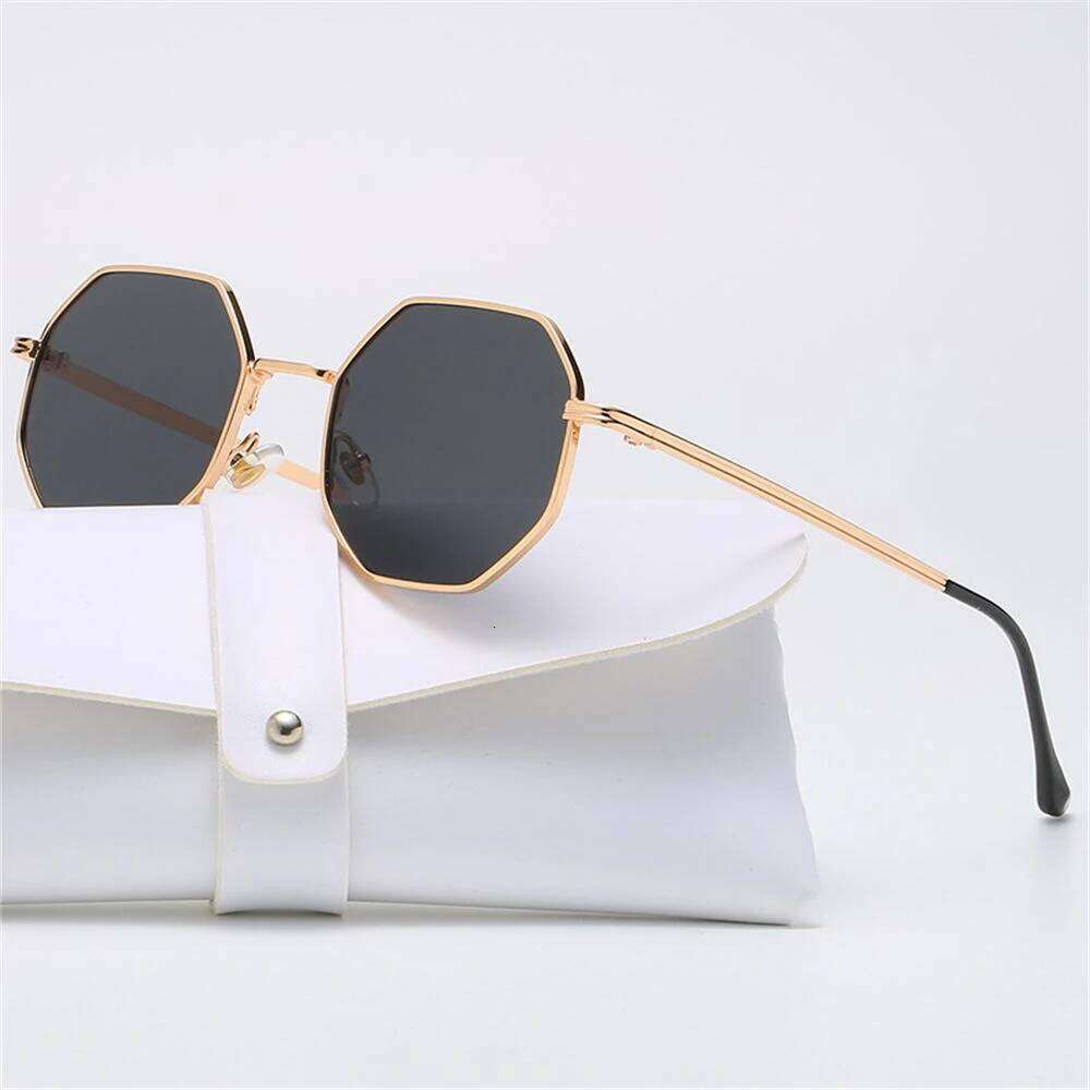 Summer UV Protection Sunglasses Fashion Polygon Sun Glasses for Women Men Trendy Classic Metal Frame Shades Eyewear H260202