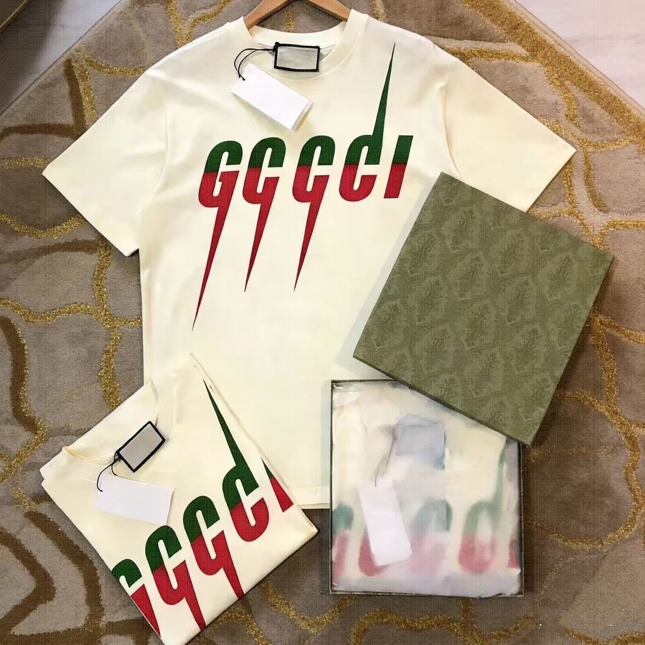 Designer t shirt Men's Women's Luxury Brand Letter Print T-Shirt High Quality Cotton Oversized Casual Short Sleeve Tee Streetwear