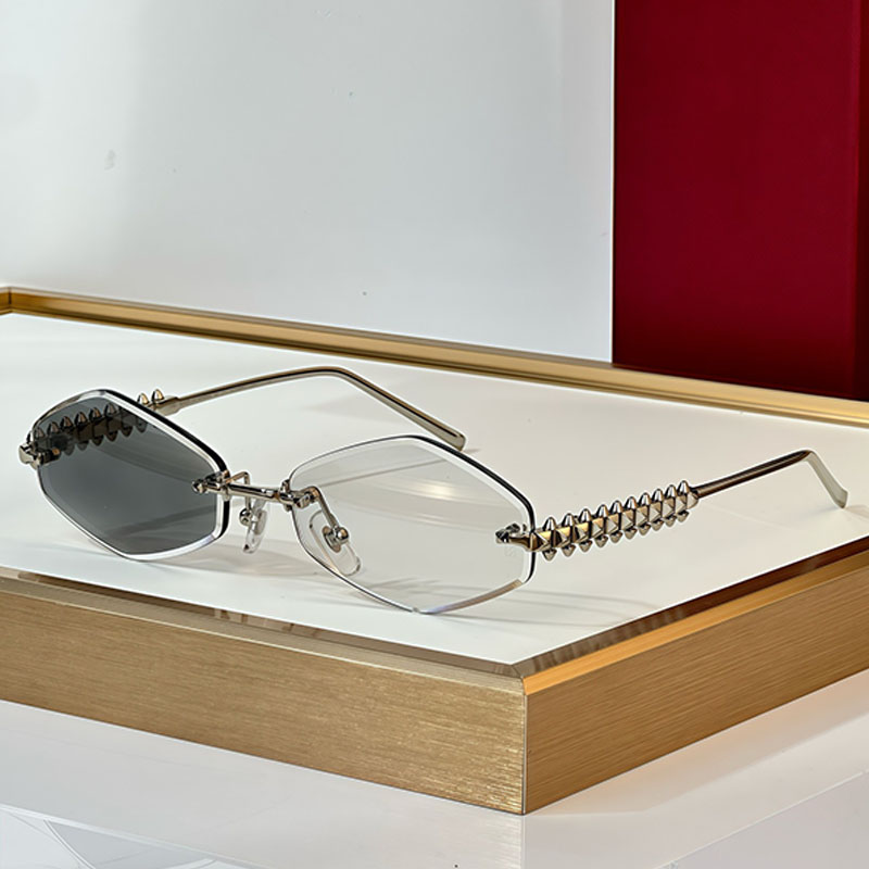 Fashion silvery metal studs legs Clash De Sunglasses Ladies Outdoor Fashion Evening Sunglasses CT0547 Light gradient lenses can be prescription changed