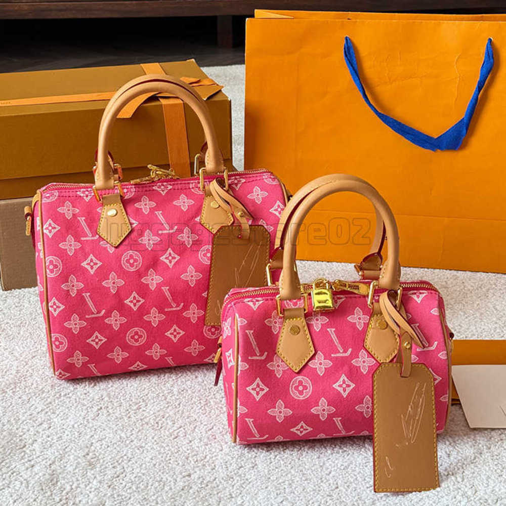 Shoulder Bags High quality New almas bb Womens crossbody Original designer handbag mirror quality leather chain bag embossing tote shell bag expensive wallet