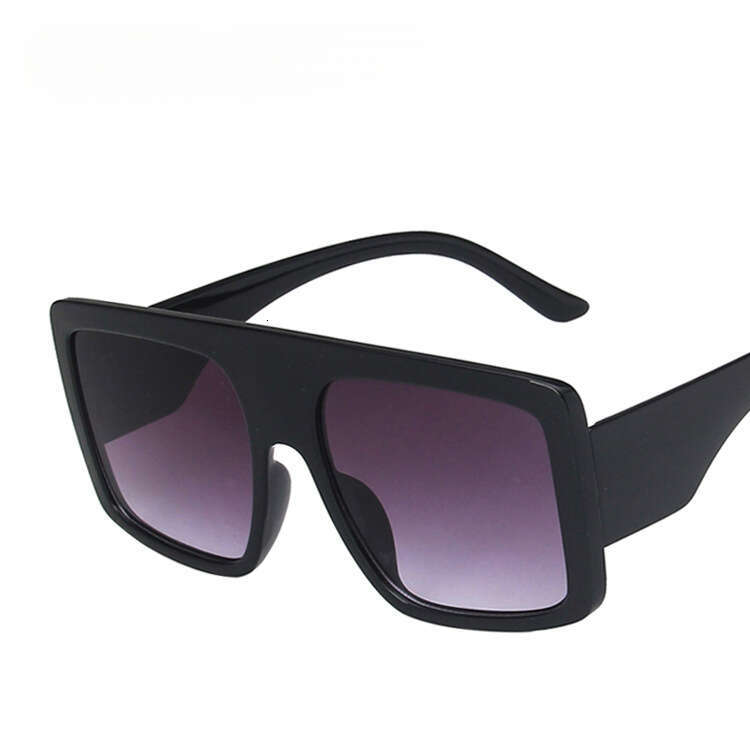 Sunglasses Retro Square Jelly-Colored Oversized Frame UV400 Protection Stylish Eyewear for Outdoor Mountain Trips & Travel
