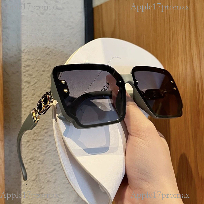 Luxurious Brand Designer European Style Ladies Sunglasses Elegant And Providing Sun Protection While Driving Unique Square And Round Frame Design