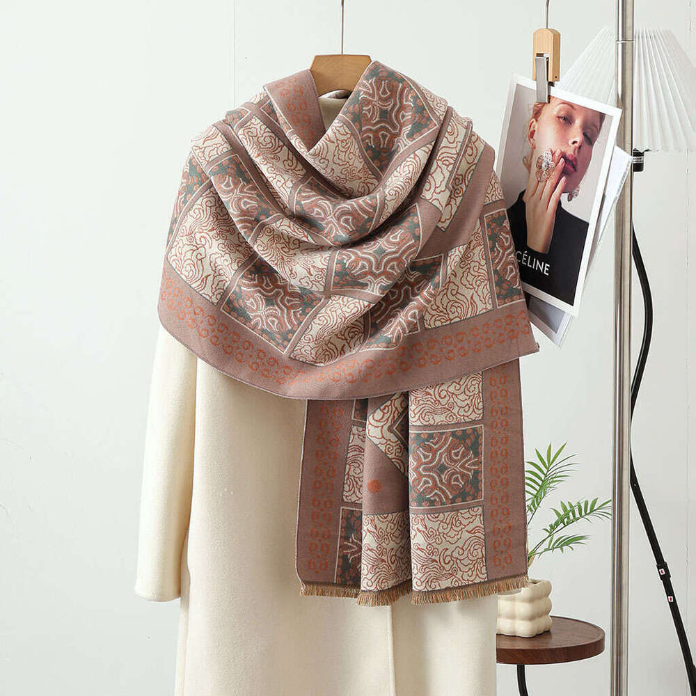 Imitation Cashmere for Women, Autumn and Winter 2026 New Vintage Totem Shawl, Versatile Thickened Warm Cold-Proof Scarf with Loose Edges