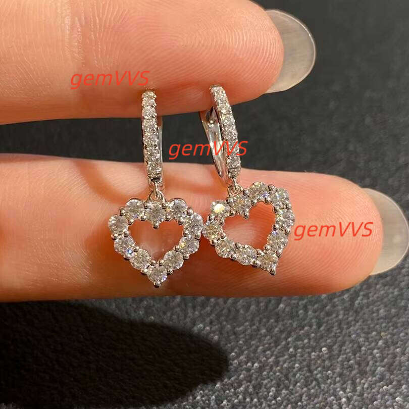 18K Gold Heart Shape Hoop Drop Earring With Round Moissanite Diamond Hiphop Custom Fine Jewelry Jewellery Accessories