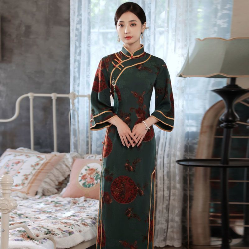 The 2026 New Designer's New Chinese Style Improved Cheongsam Dress Is Suitable For Summer Women To Wear, With A Slim Fit Waist And Long Skirt Cov